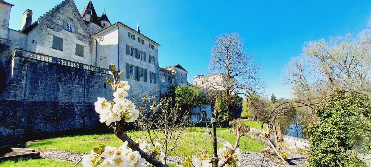 Chateau Des Senechaux, Bourdeilles Eksteriør bilde