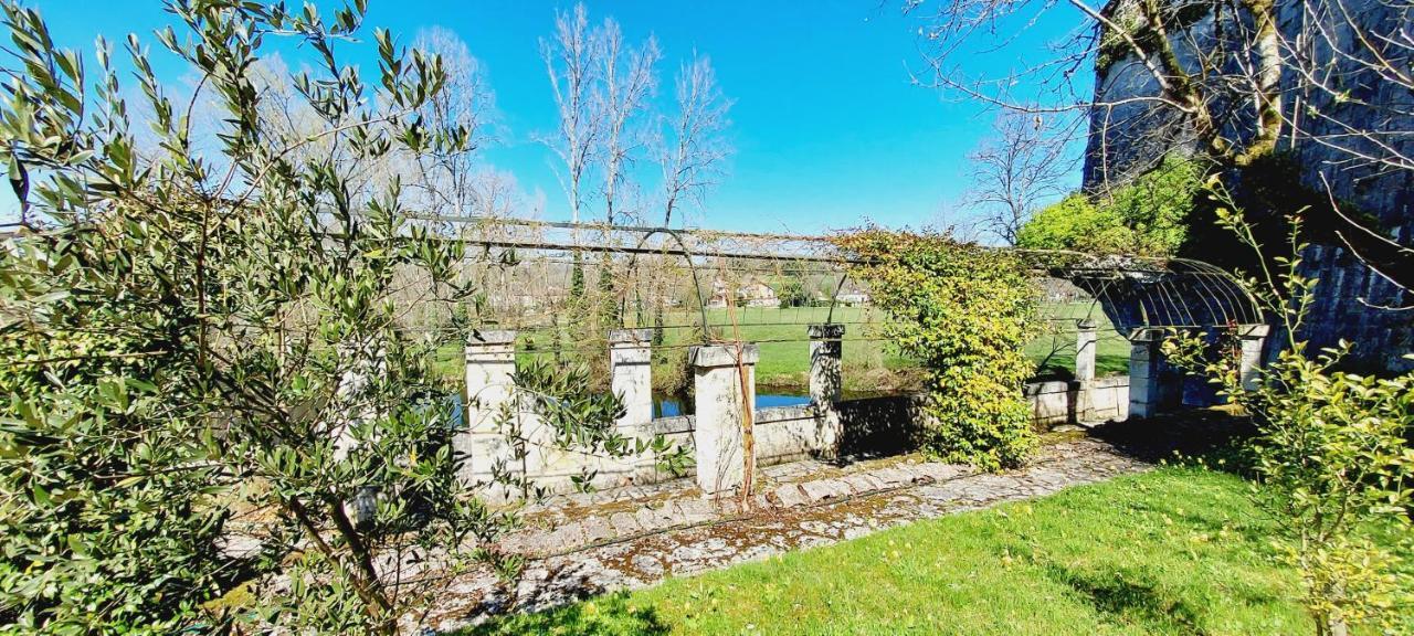 Chateau Des Senechaux, Bourdeilles Eksteriør bilde